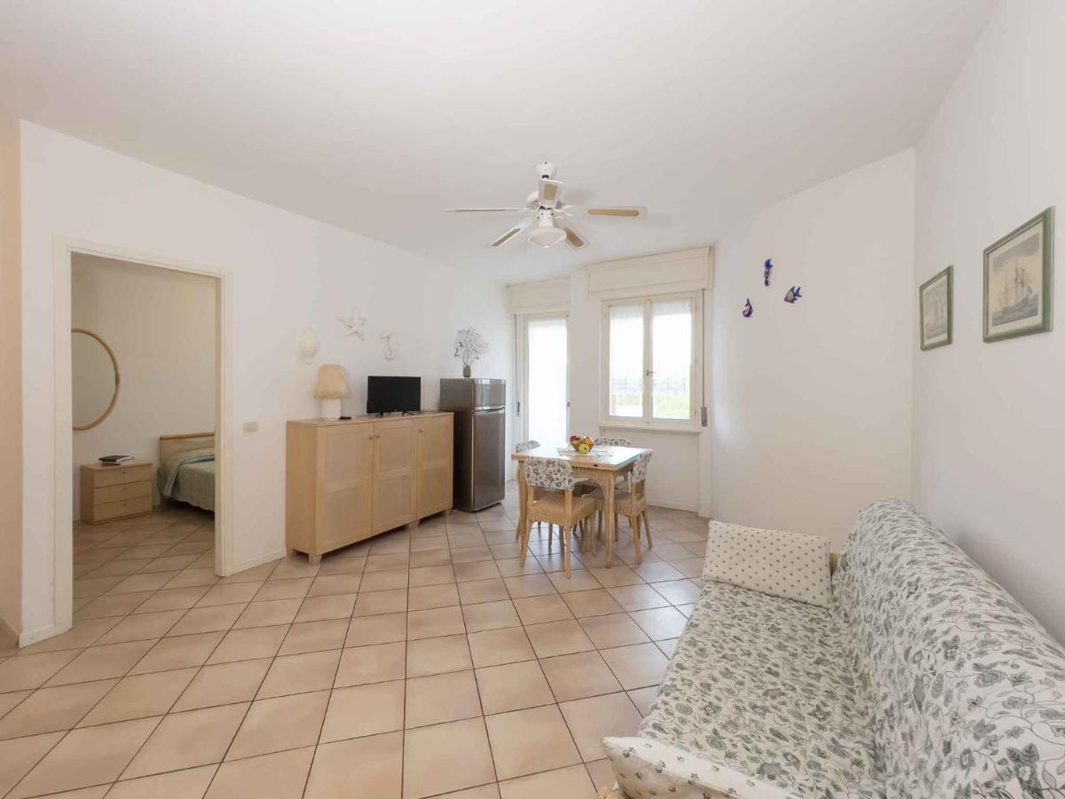 Apartments In Lignano Sabbiadoro 21784 Kültér fotó